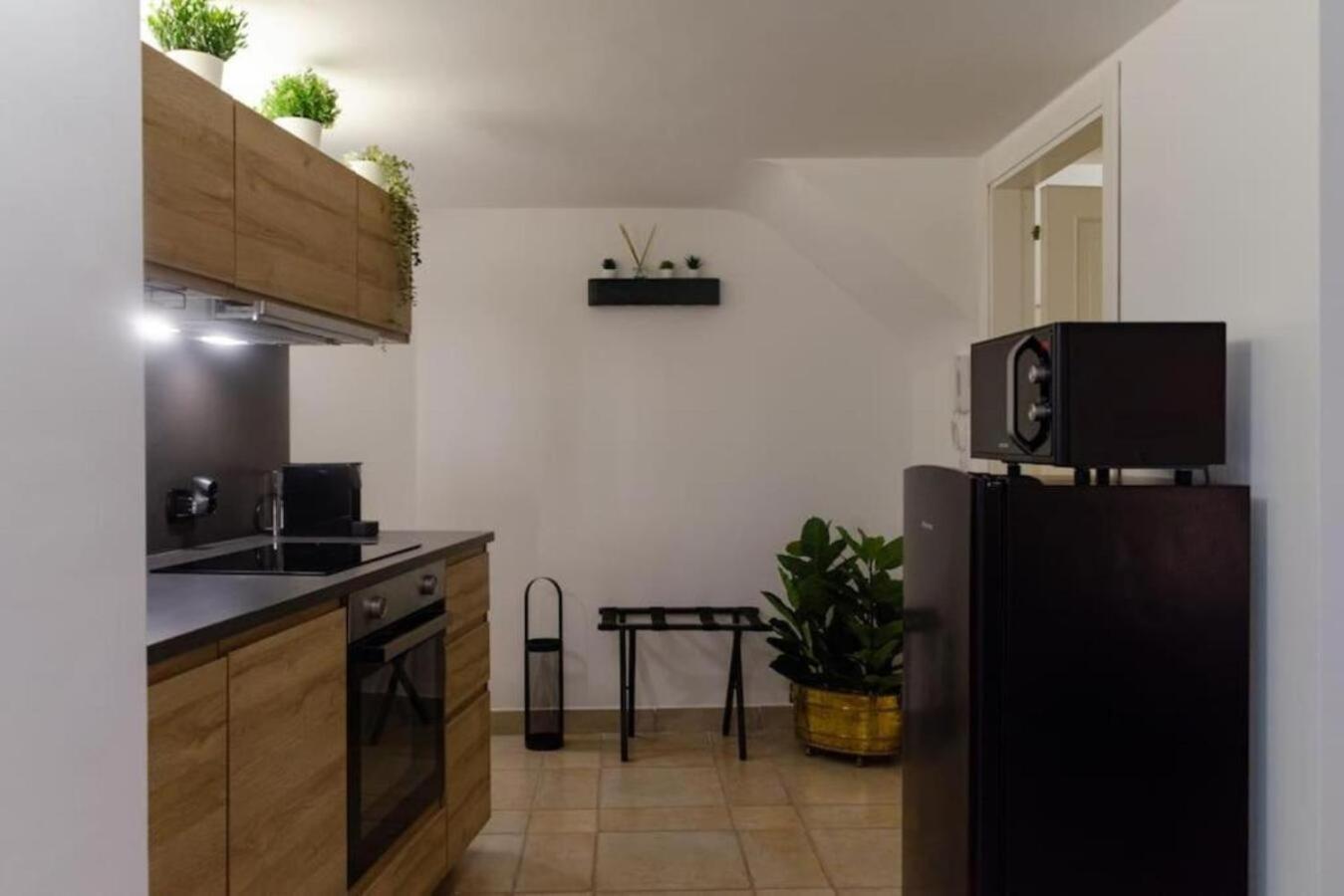 Maison De L'Air - Apt With Jacuzzi Джовинацо Екстериор снимка